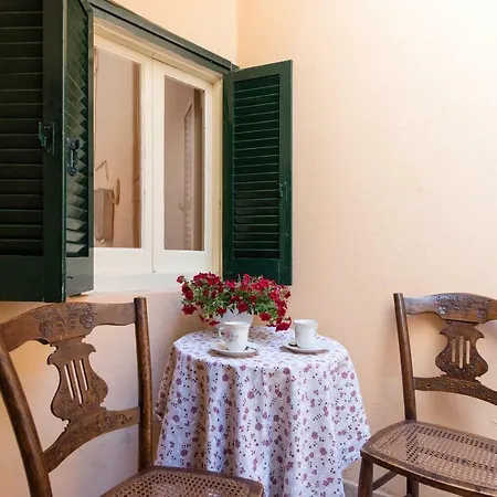 Casa Tatouris * Corfu (city)